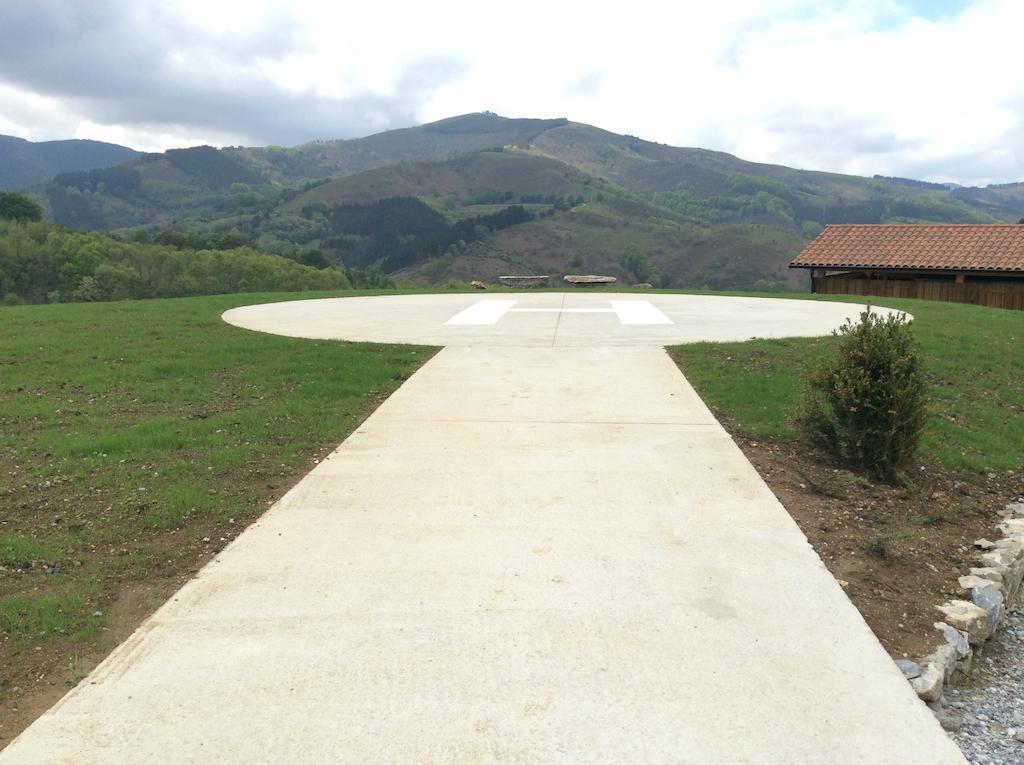 Palacio De Yrisarri By Irrisarri Land Igantzi Bagian luar foto